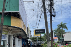 Proper-power-lines-along-a-typical-street