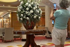 flowers-in-grand-lobby