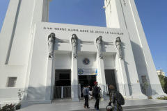 1-Dakar-catholic-church