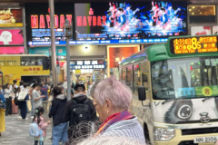b-Streets-of-Hong-Kong